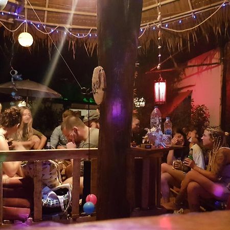 Slacklines Hostel Koh Lanta Ngoại thất bức ảnh