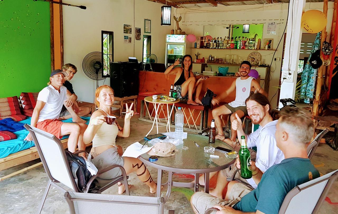 Slacklines Hostel Koh Lanta Ngoại thất bức ảnh